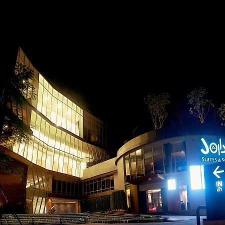 Jolly Suites&Spa Petkasem Haōhng Khēm Екстериор снимка